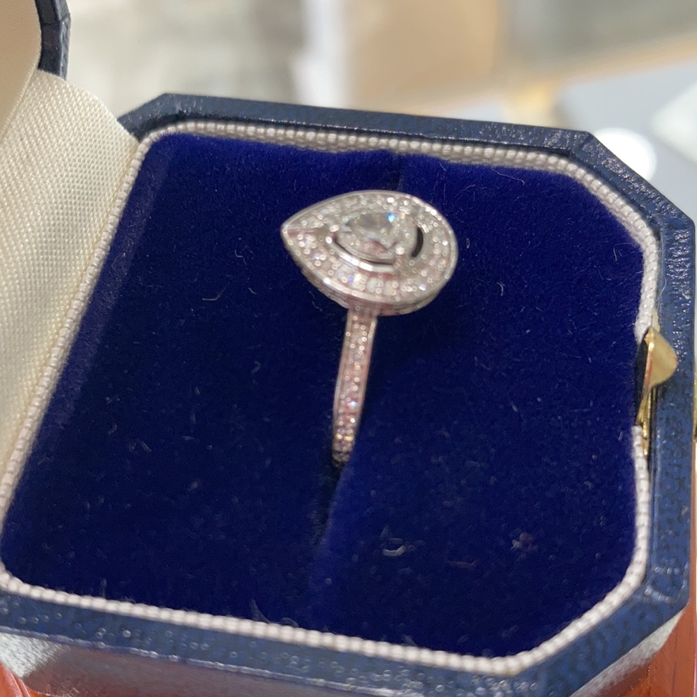 Diamond ring. - Picture 4 of 8
